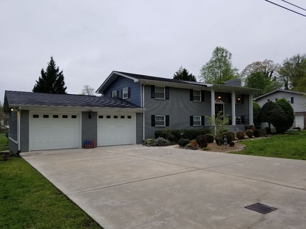 blue large home chattanooga precision painter